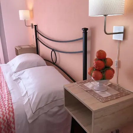Taormina's Sun Bed & Breakfast