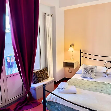 Taormina's Sun Bed & Breakfast Taormina